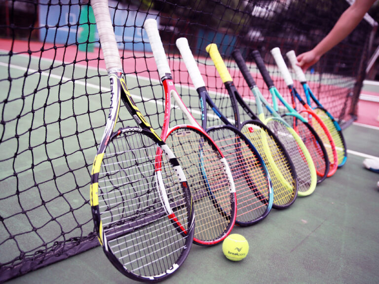 many tennis rackets